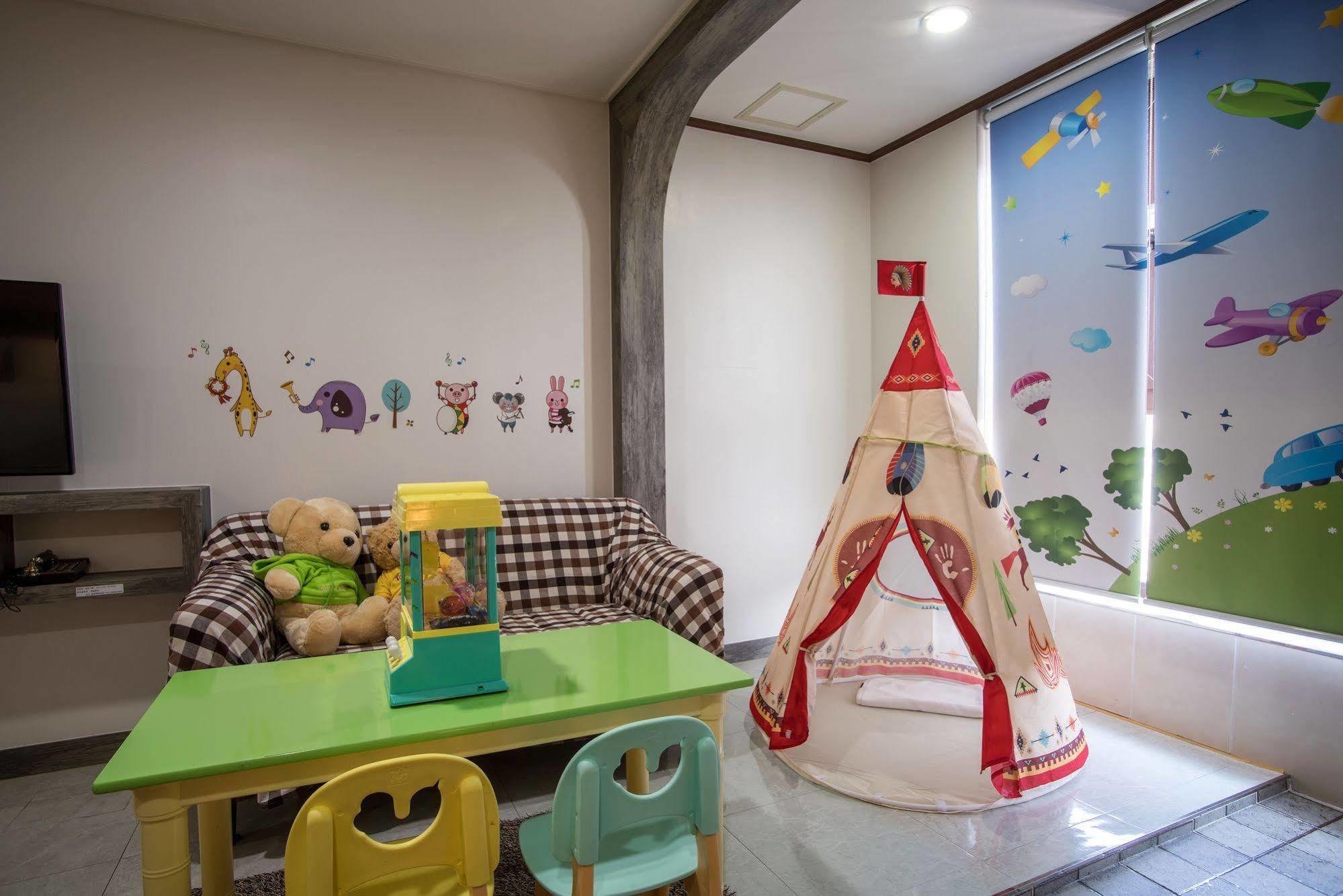 סאוגוויפו Famille Spa Resort מראה חיצוני תמונה