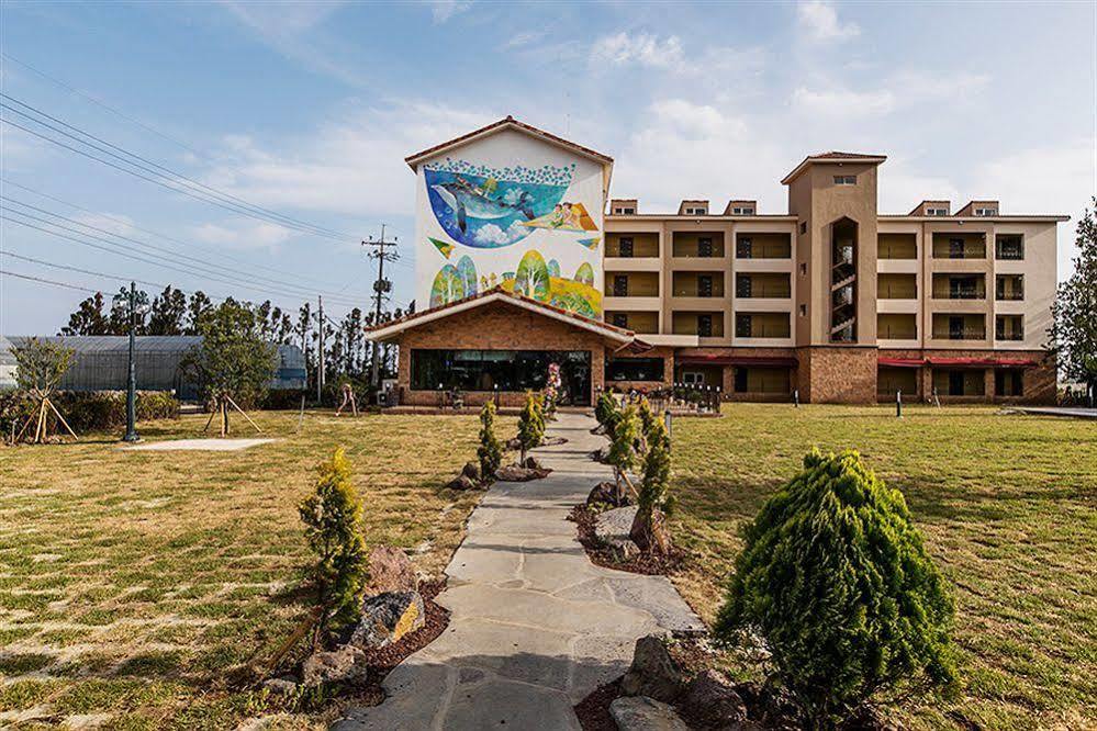 סאוגוויפו Famille Spa Resort מראה חיצוני תמונה